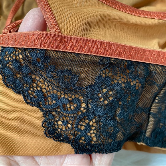 Free People NEW Leo Lace Bralette Black & Ginger - Picture 9 of 14